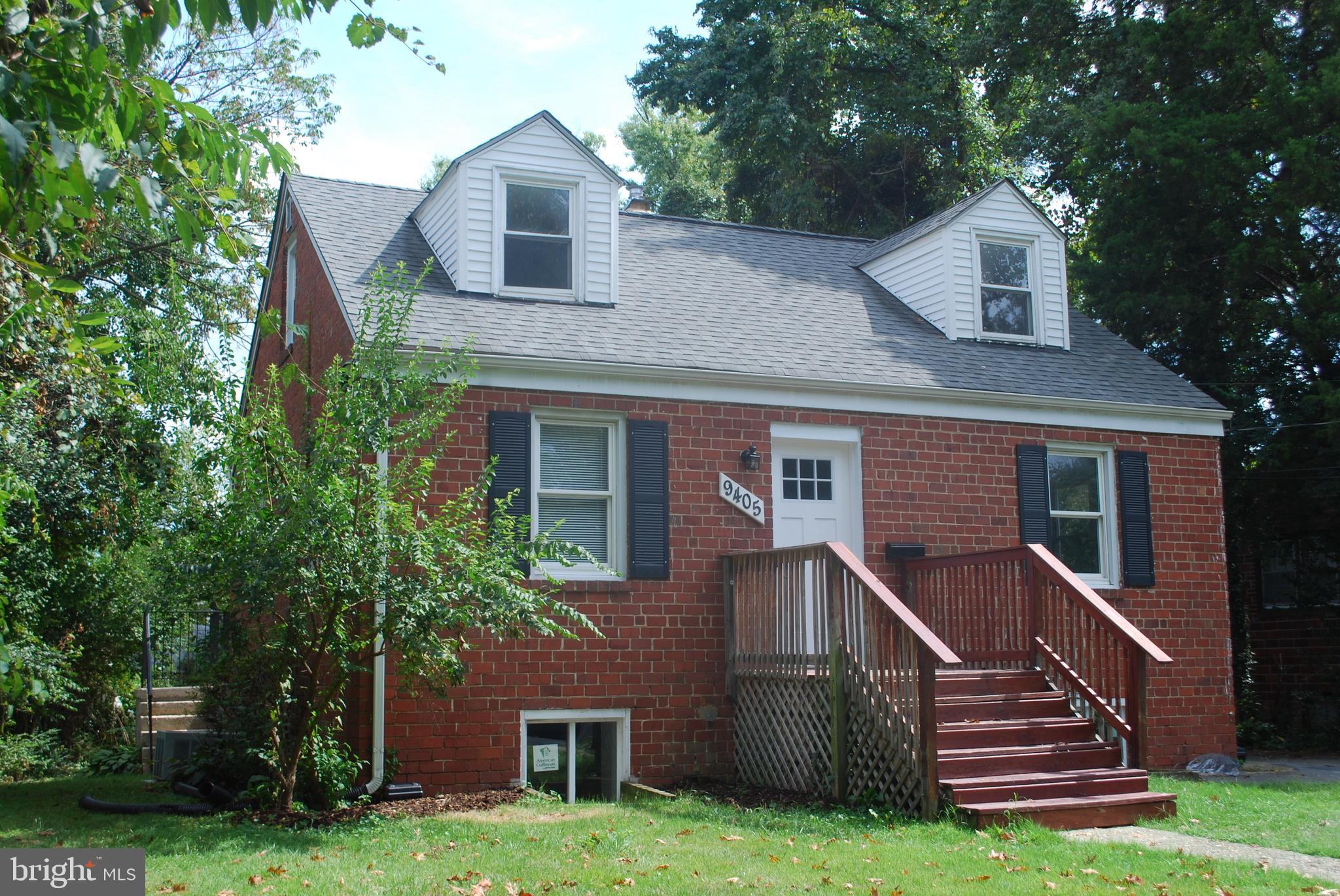 Newly refurbished house on a quiet street in College Park. Refinished floors on first and second levels. The entire interior of the house has been painted. All new stainless steel kitchen appliances. New flooring, and counter top in the kitchen. New front and rear doors
