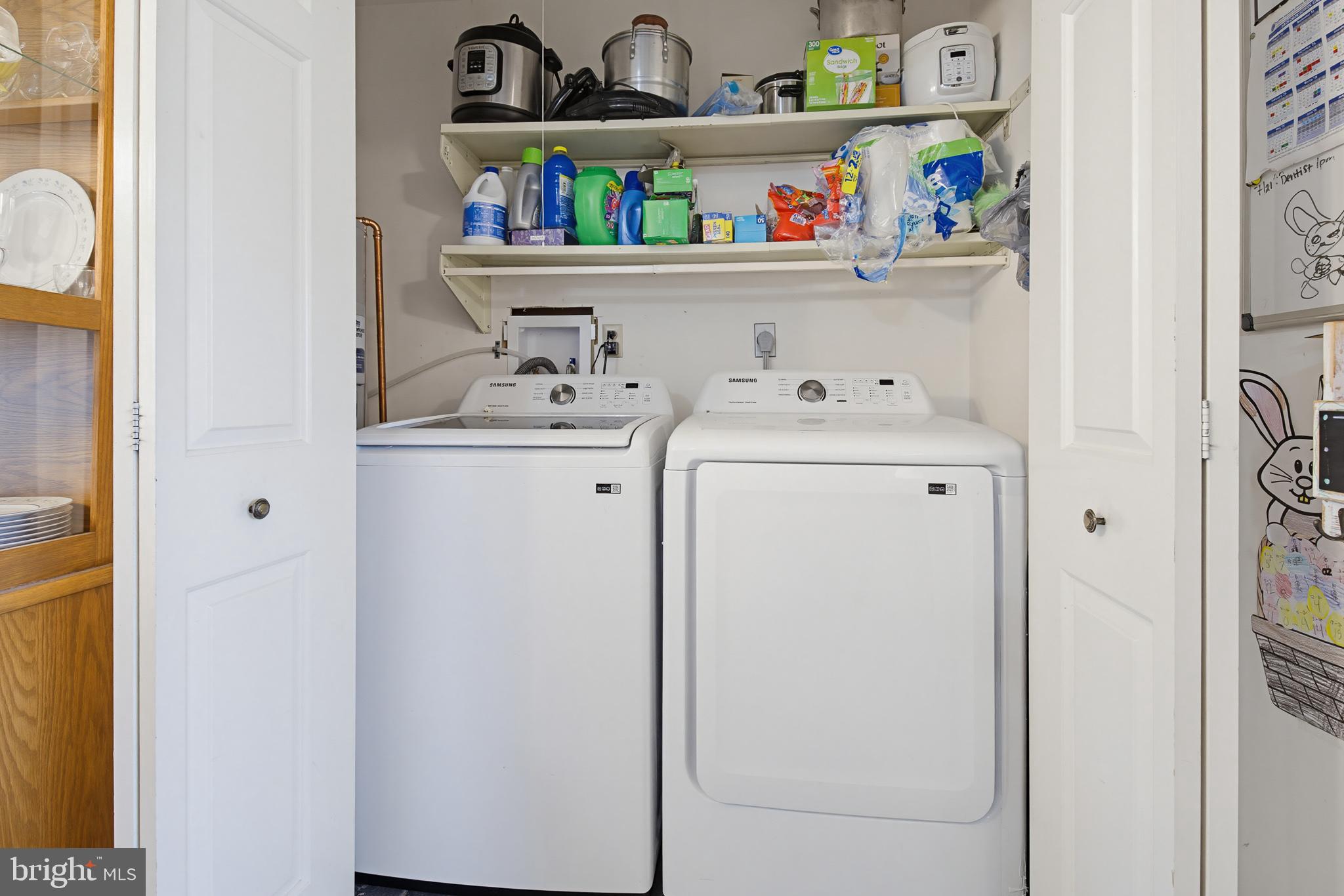 NEW HOLLAND BOROUGH - Residential