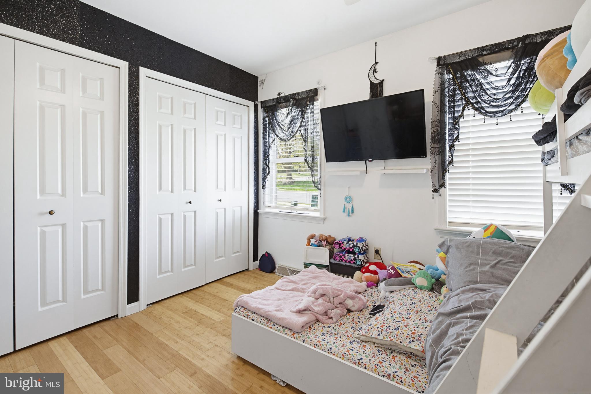 NEW HOLLAND BOROUGH - Residential