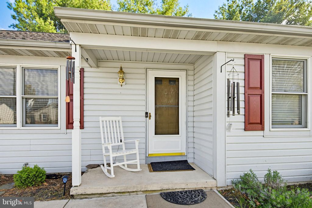 Photo of 212 Sycamore Lane, NEW HOLLAND, PA 17557 (MLS # PALA2086354)