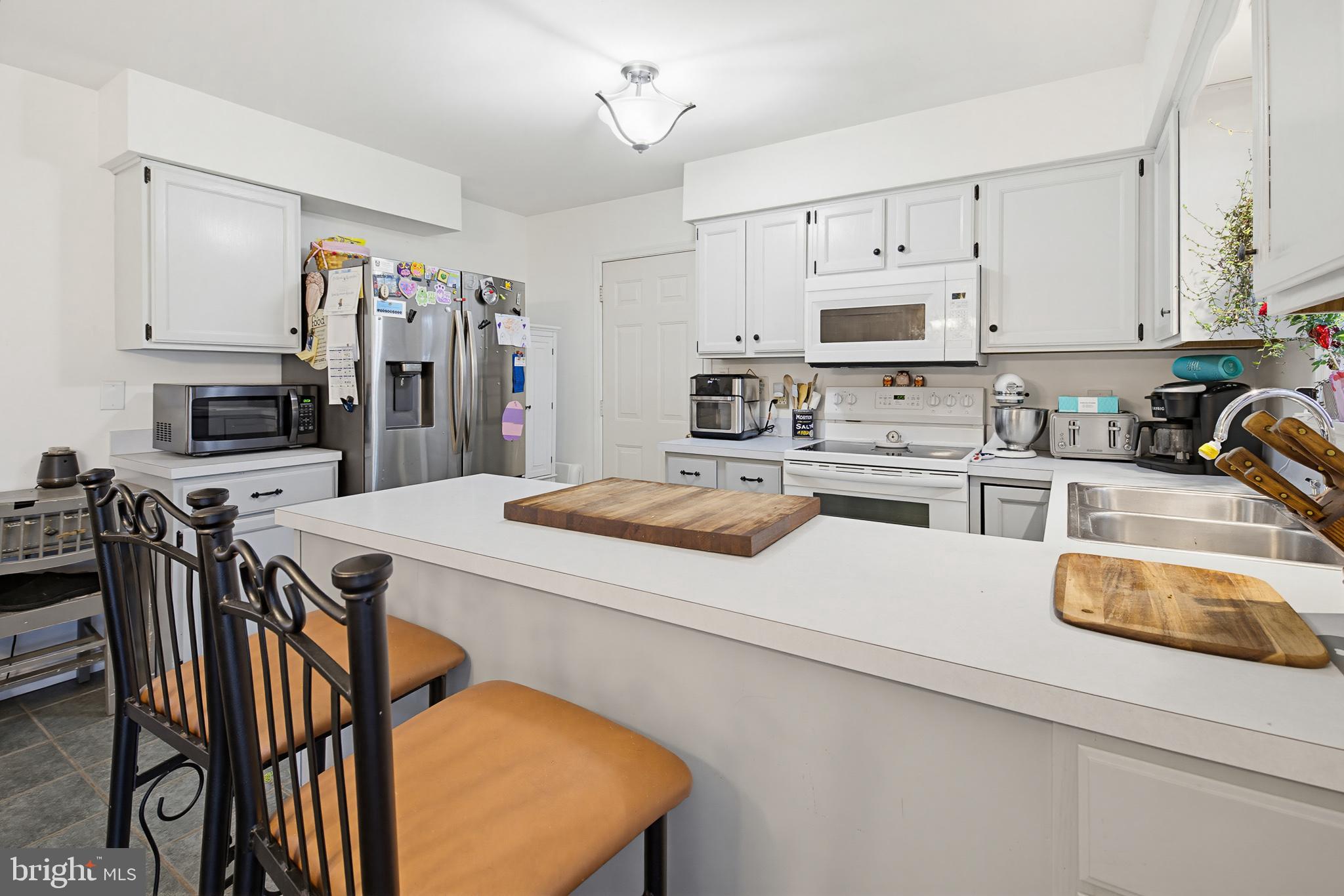 NEW HOLLAND BOROUGH - Residential