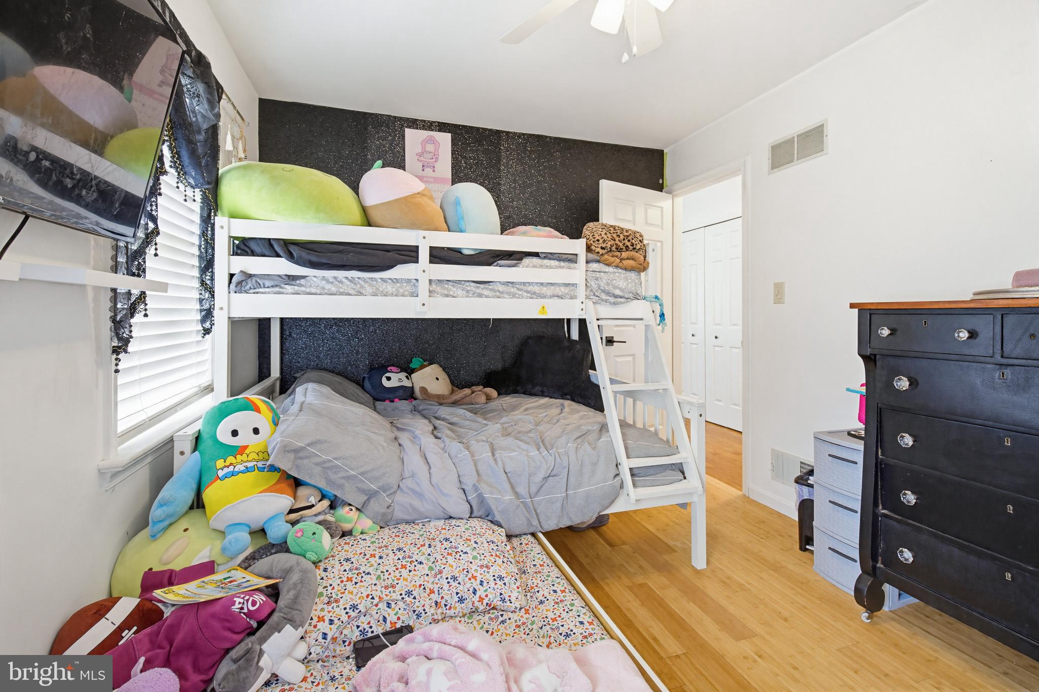 NEW HOLLAND BOROUGH - Residential