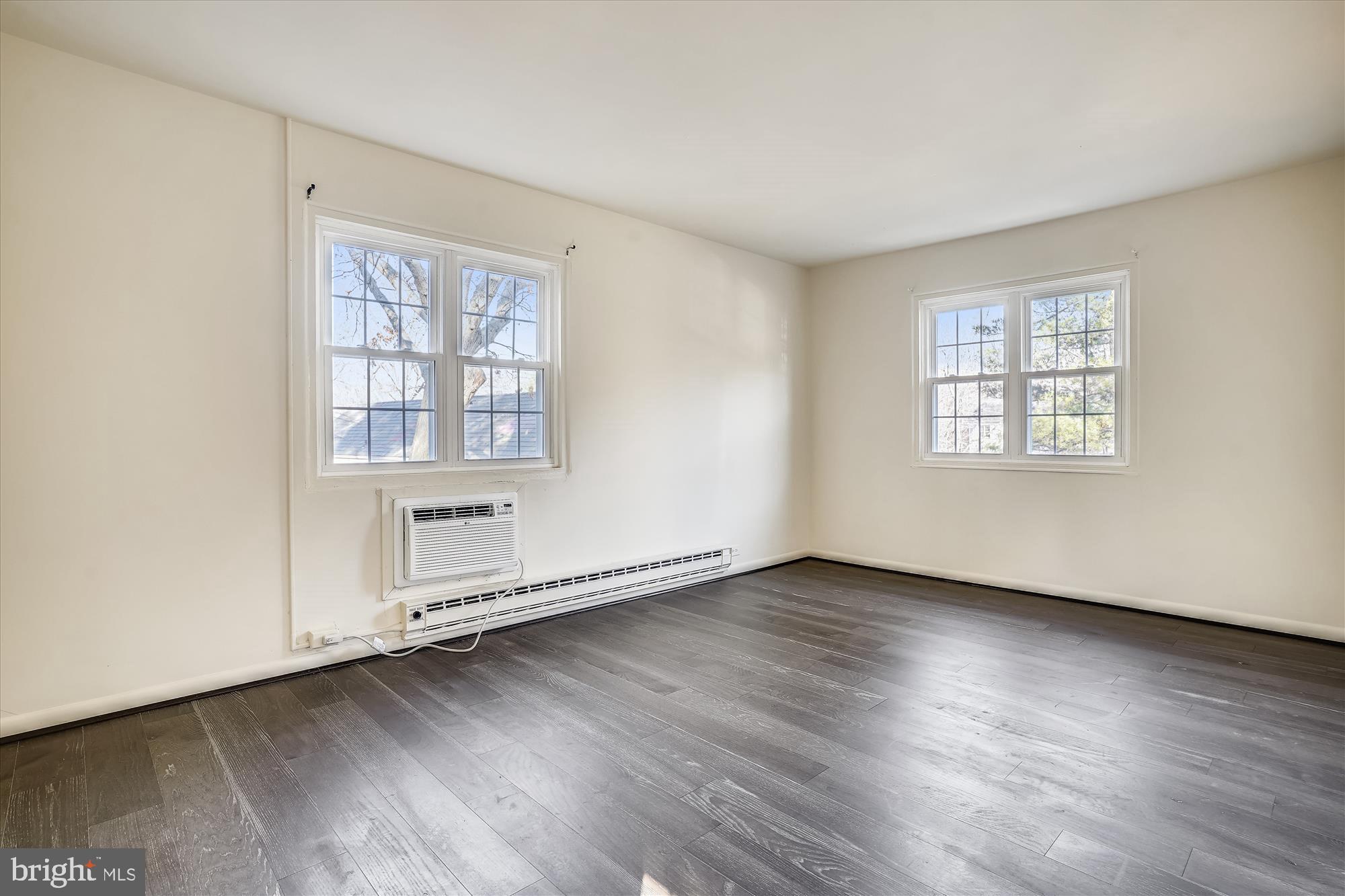 PARKFAIRFAX - Residential Lease