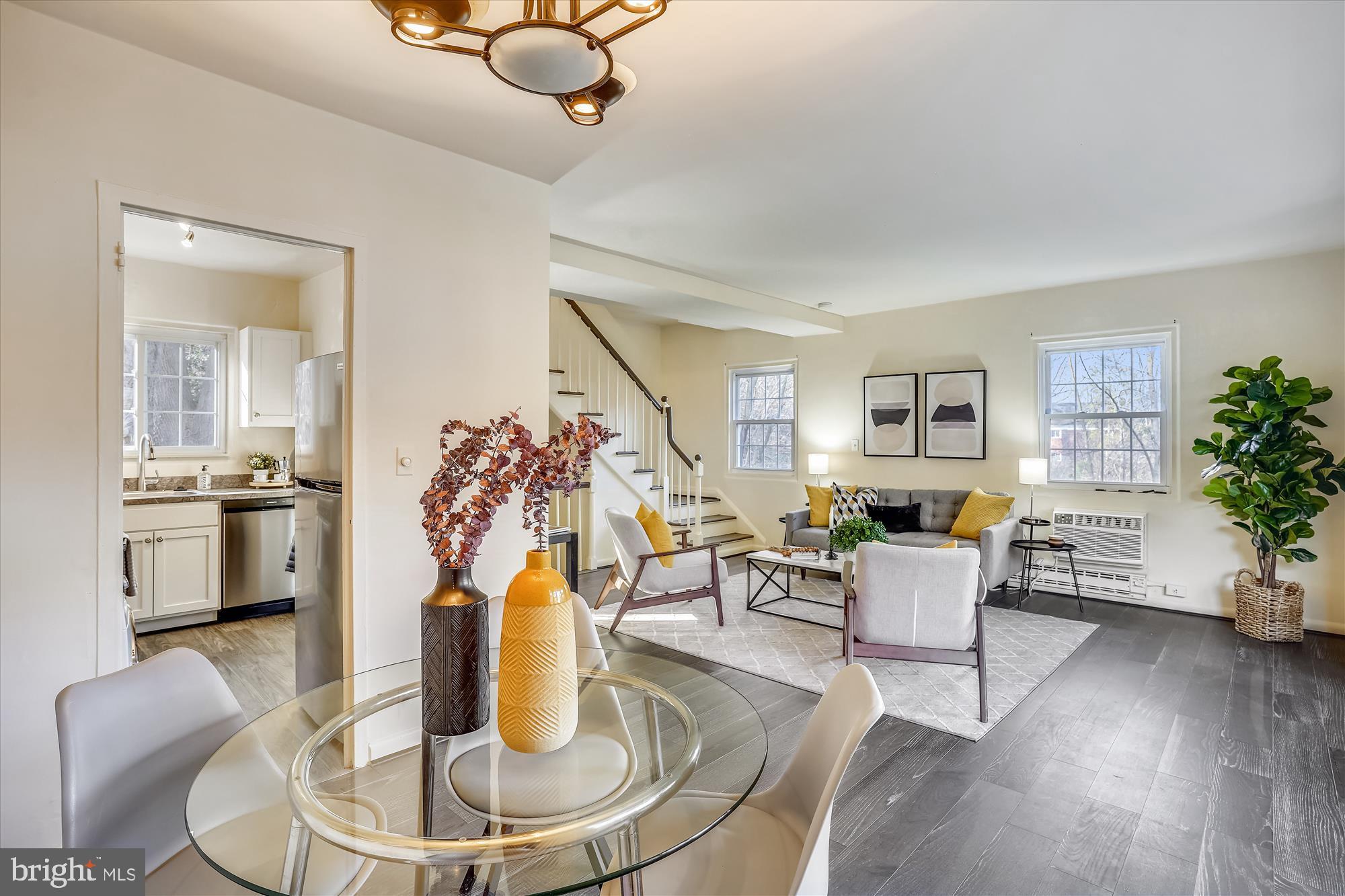 PARKFAIRFAX - Residential Lease