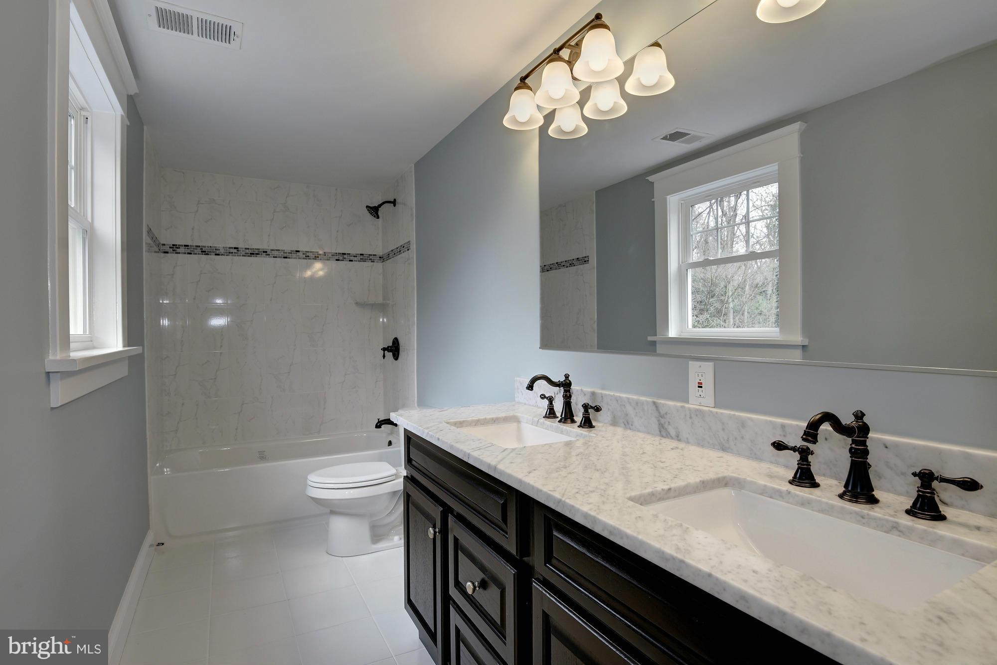 ROSEMONT - Residential