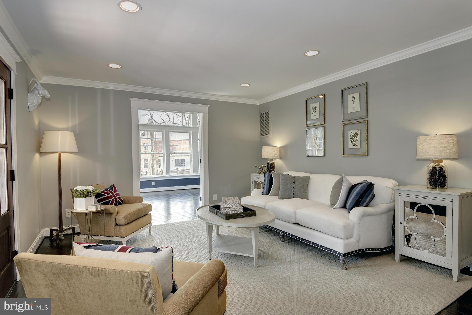 ROSEMONT - Residential