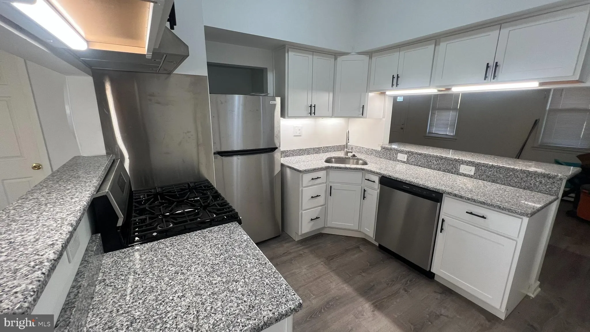 Clementon, New Jersey 08021, United States, 2 Bedrooms Bedrooms, ,2 BathroomsBathrooms,Residential,Active,227729