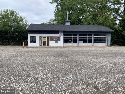 3350 COVE ROAD PENNSAUKEN NJ 08109