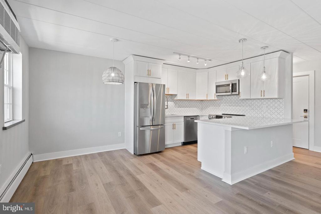 Photo of 100 Windermere Avenue #306, WAYNE, PA 19087 (MLS # PADE2109628)