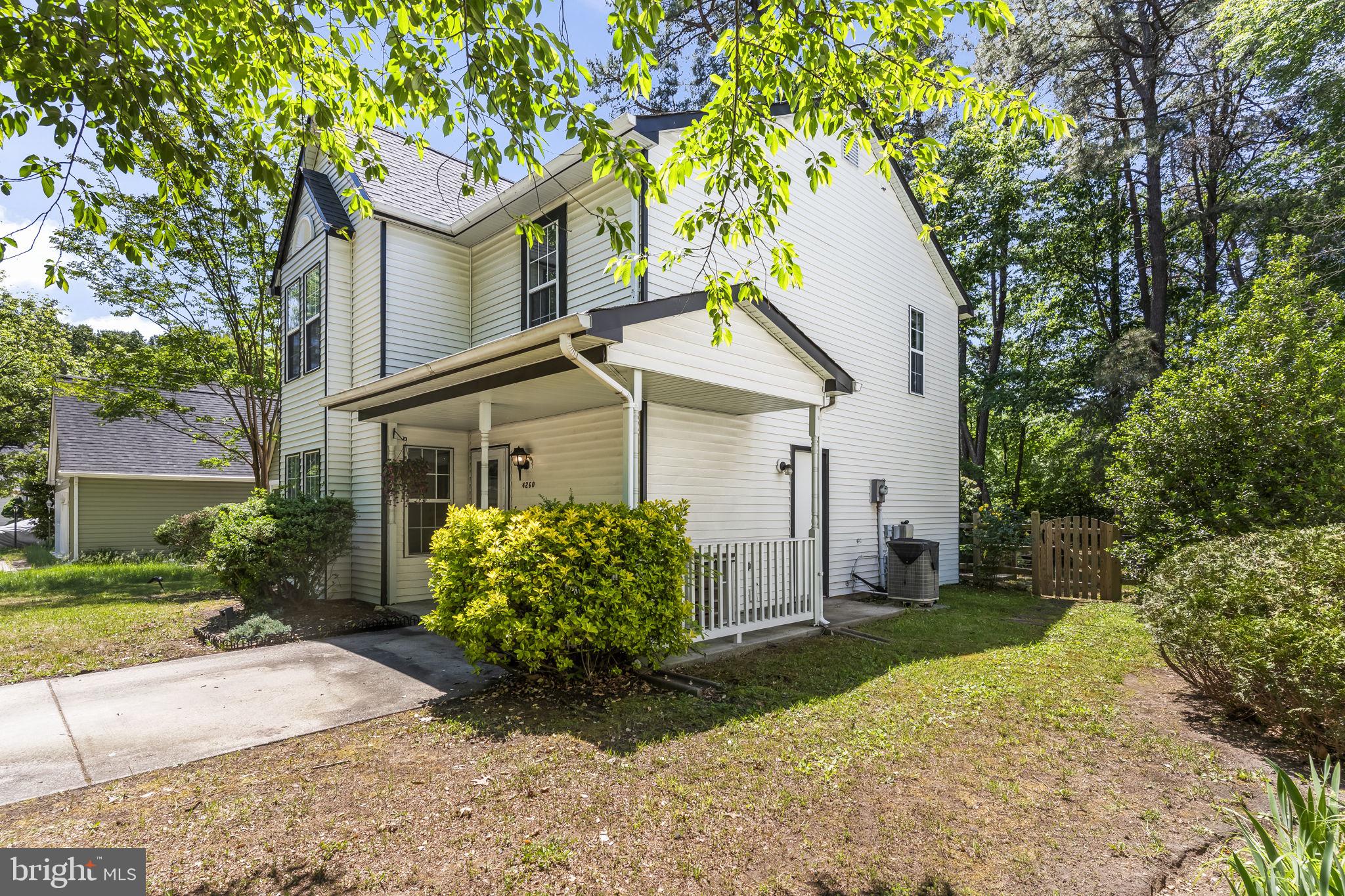 4260 MOCKINGBIRD CIRCLE