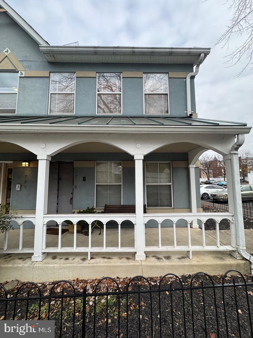 3710 ROOSEVELT PLACE NE 3710