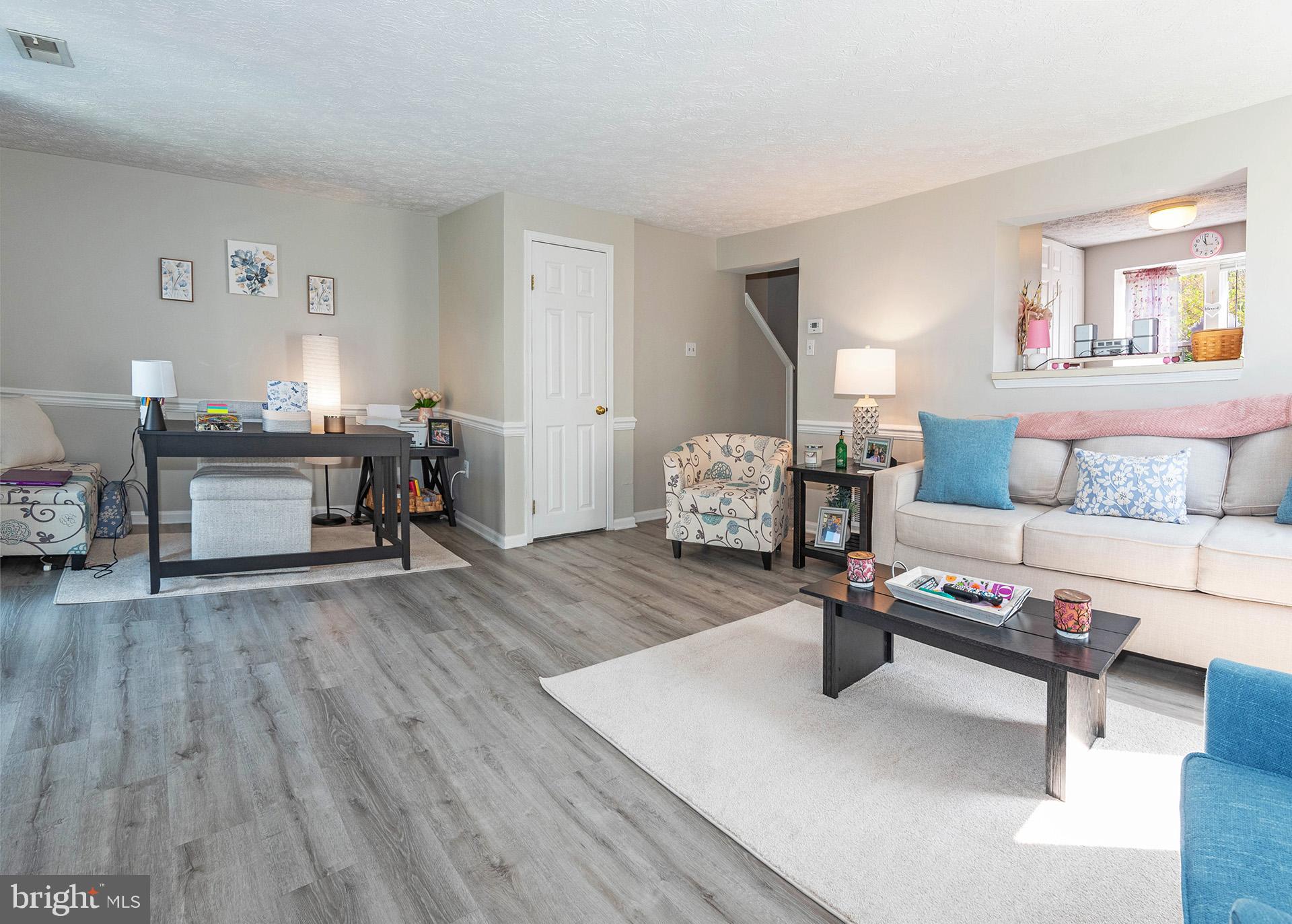 GRAYS LUCK CONDO - Residential