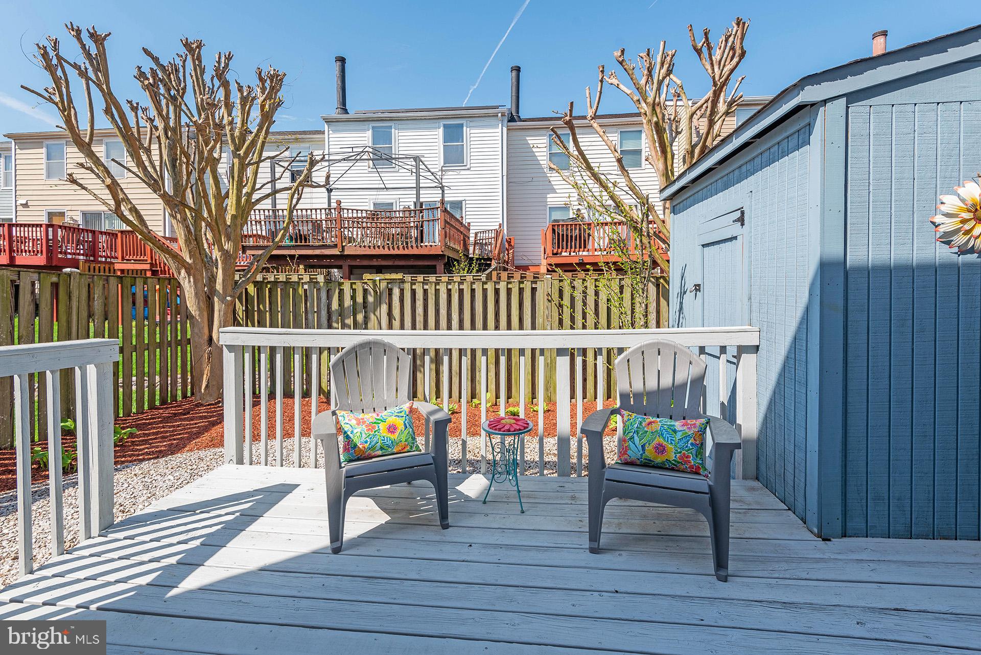 GRAYS LUCK CONDO - Residential