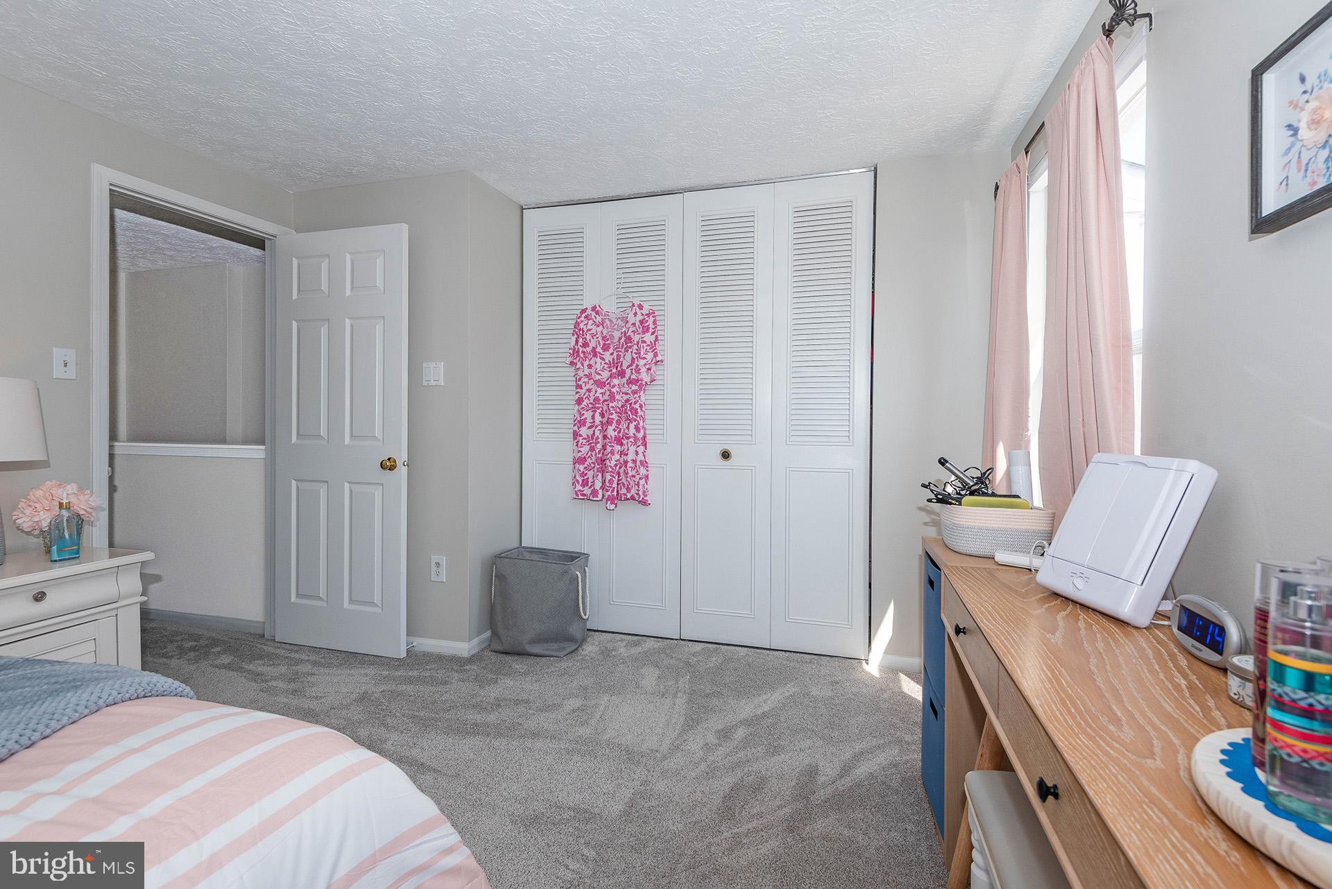 GRAYS LUCK CONDO - Residential