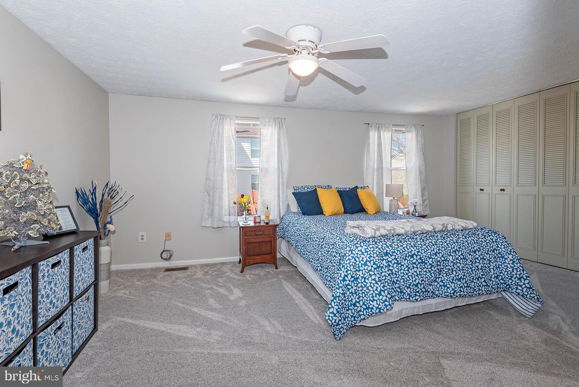 GRAYS LUCK CONDO - Residential