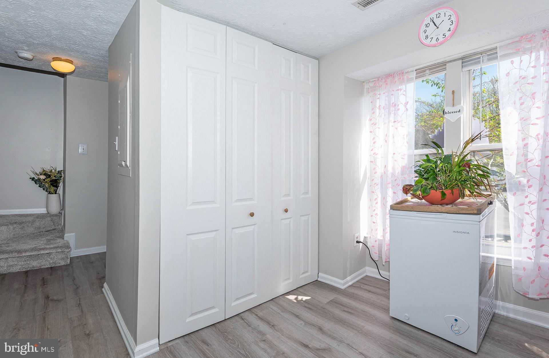 GRAYS LUCK CONDO - Residential