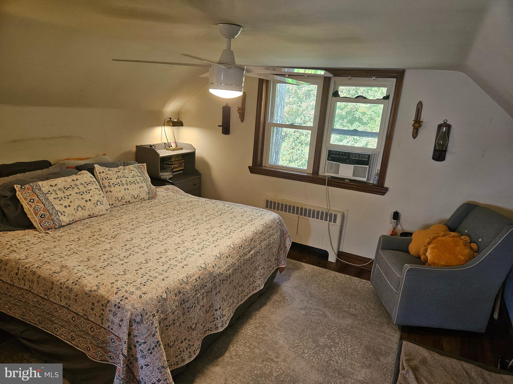 LAFAYETTE HILL - Residential Lease