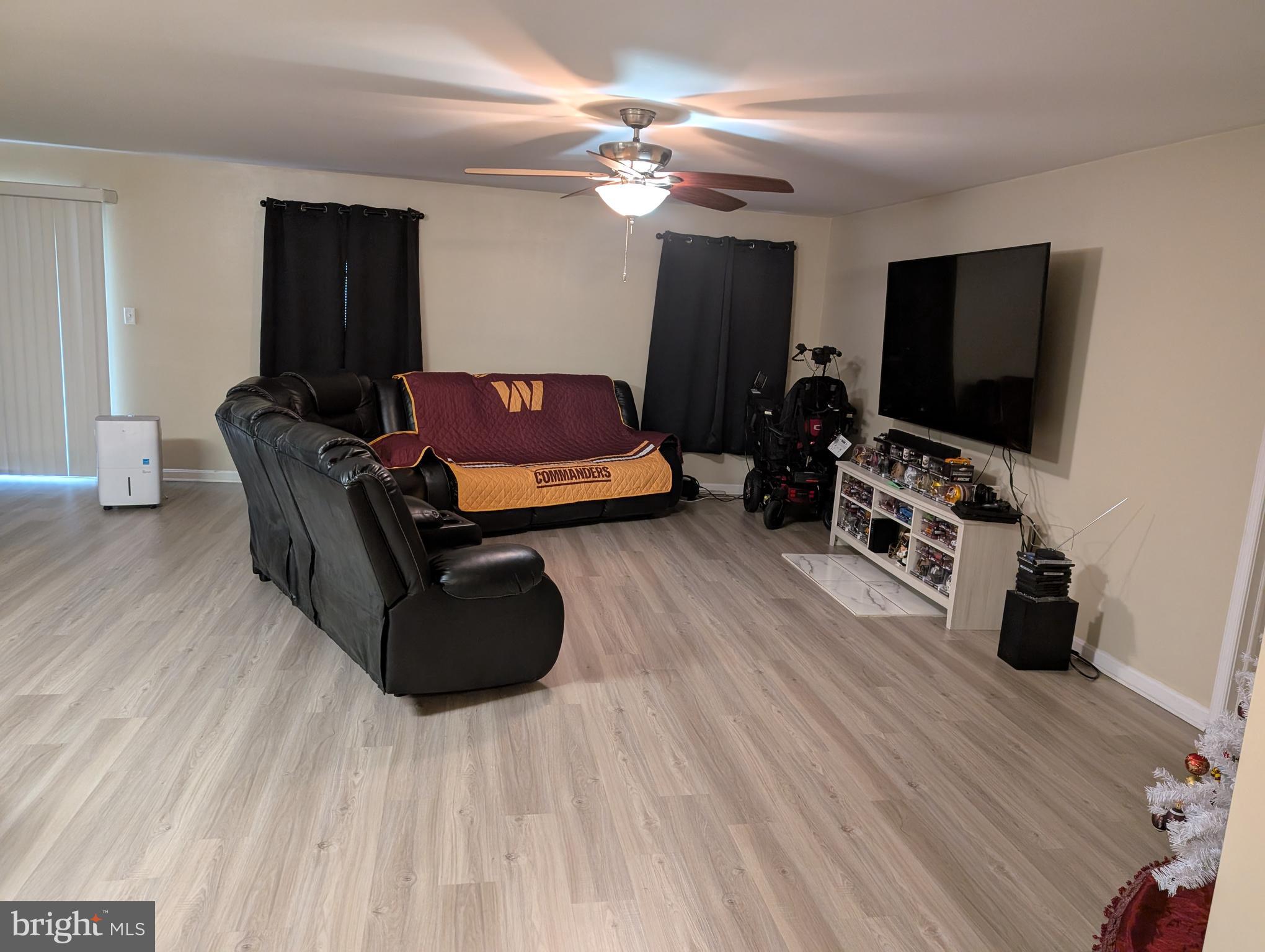 WOODS AT WALLS CREEK - Residential