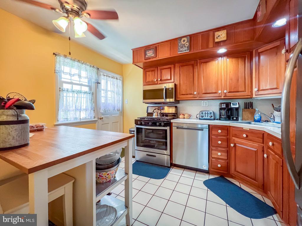 FLOURTOWN - Residential