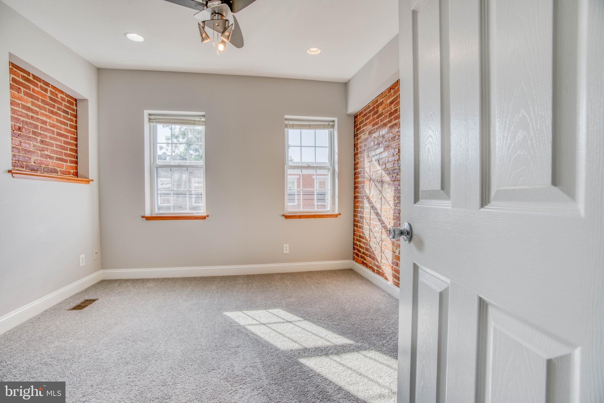 PIGTOWN - Residential