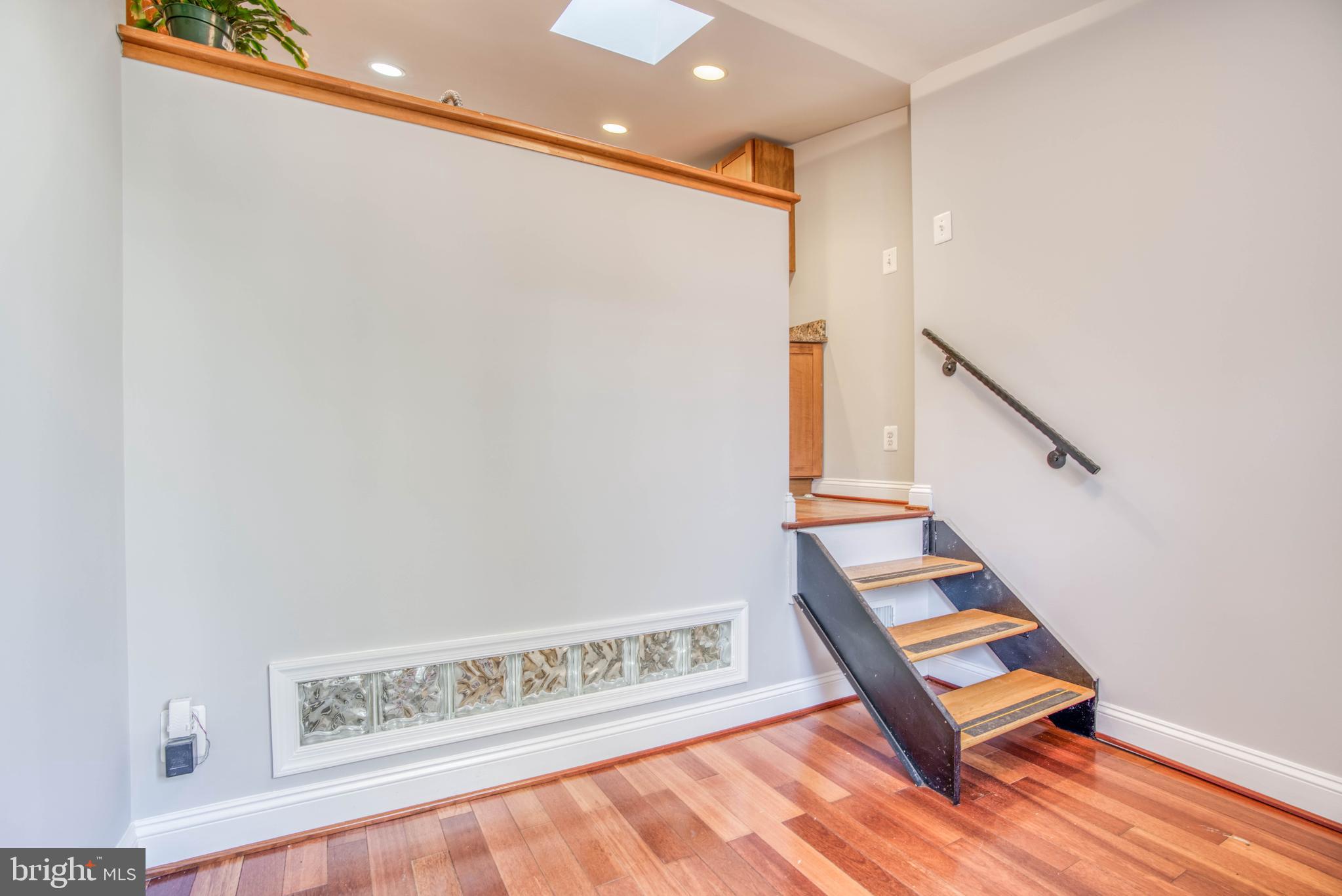 PIGTOWN - Residential