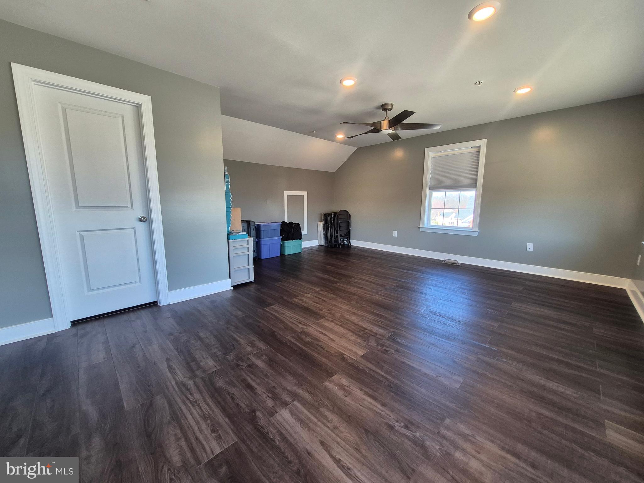 THE CHASE AT QUINCE ORCHARD - Residential