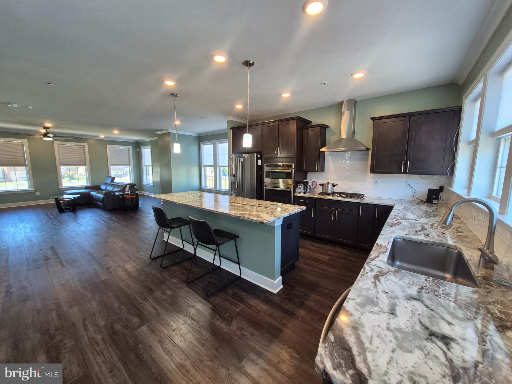 THE CHASE AT QUINCE ORCHARD - Residential