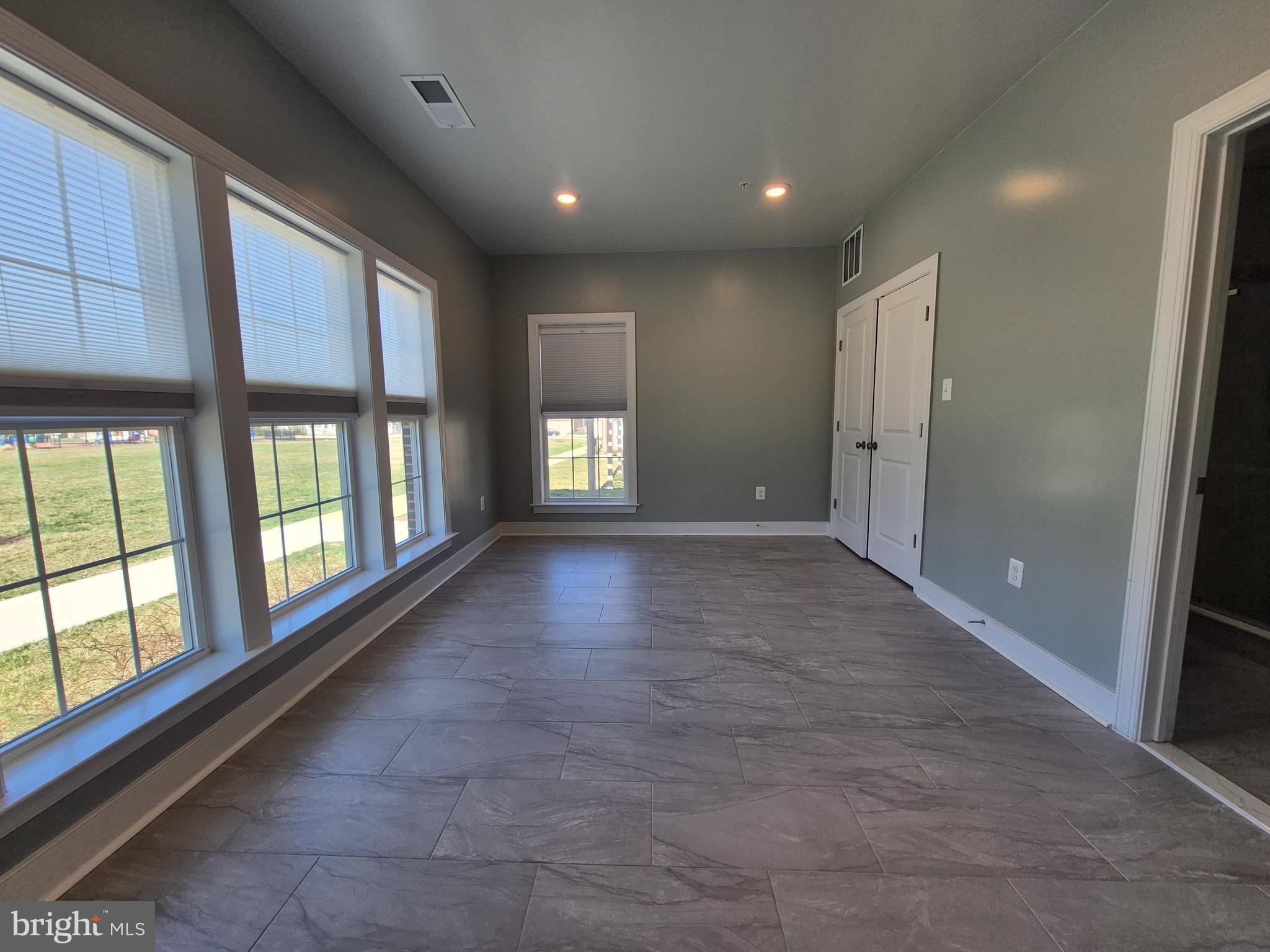 THE CHASE AT QUINCE ORCHARD - Residential