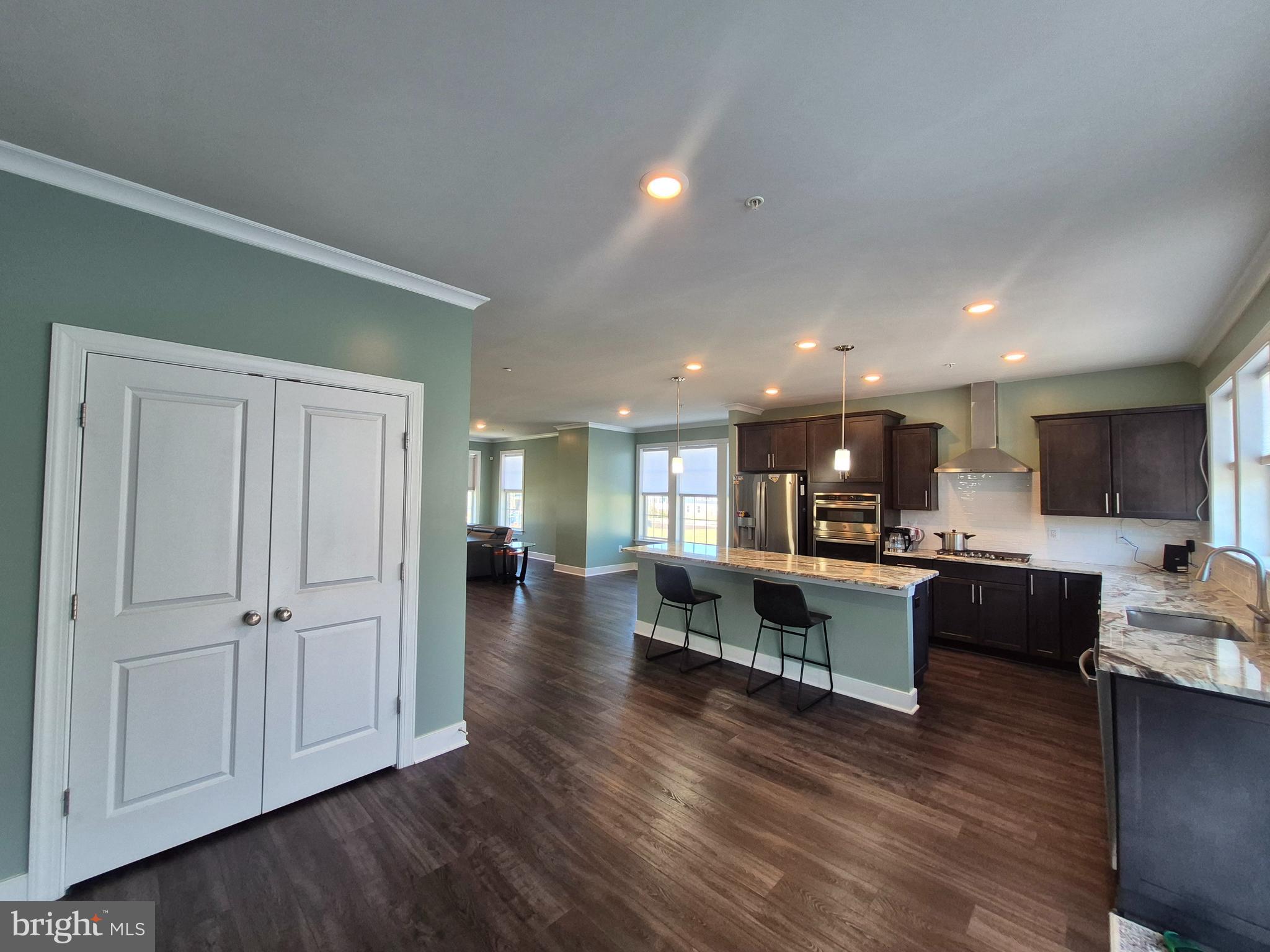 THE CHASE AT QUINCE ORCHARD - Residential