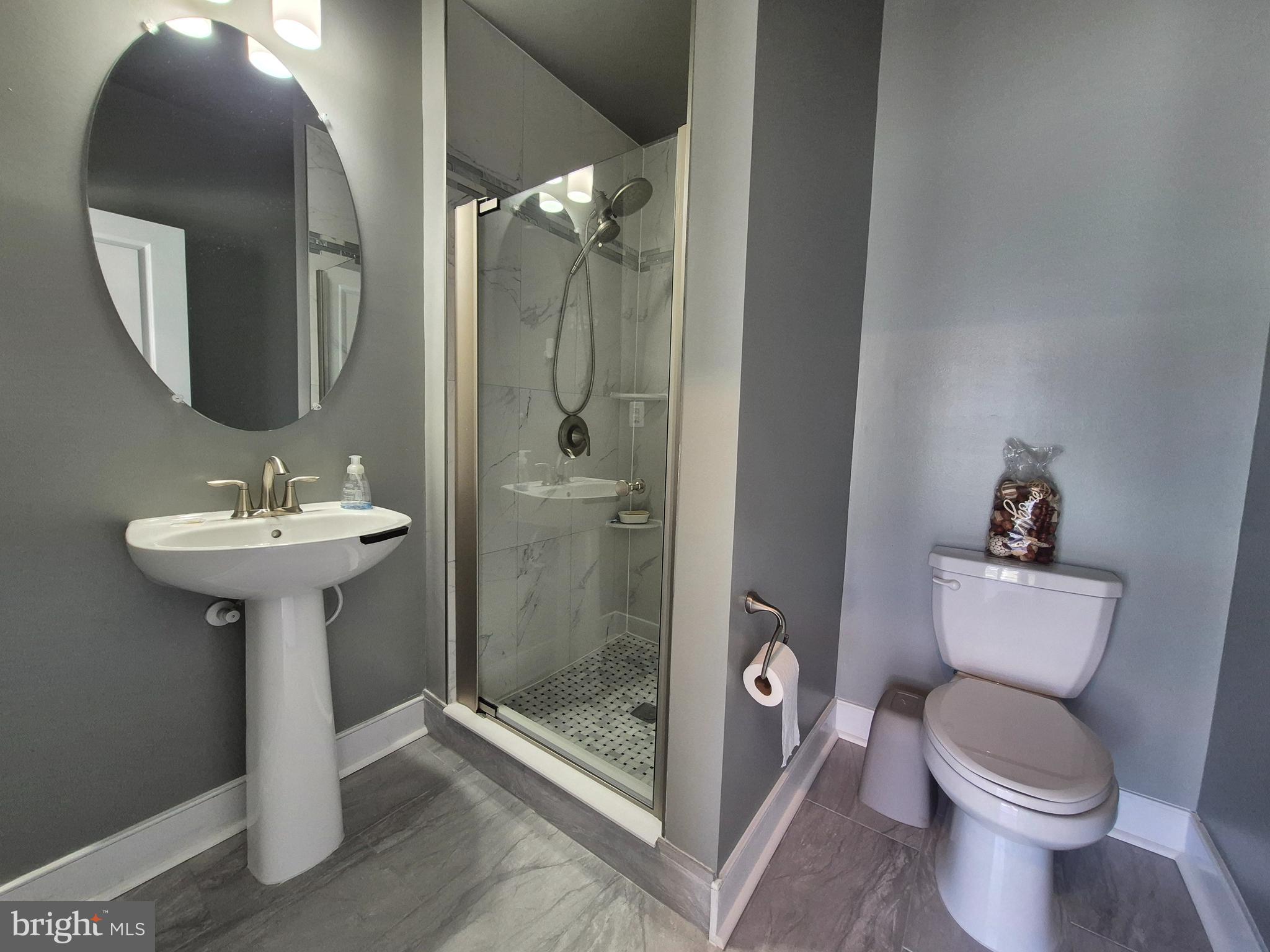 THE CHASE AT QUINCE ORCHARD - Residential