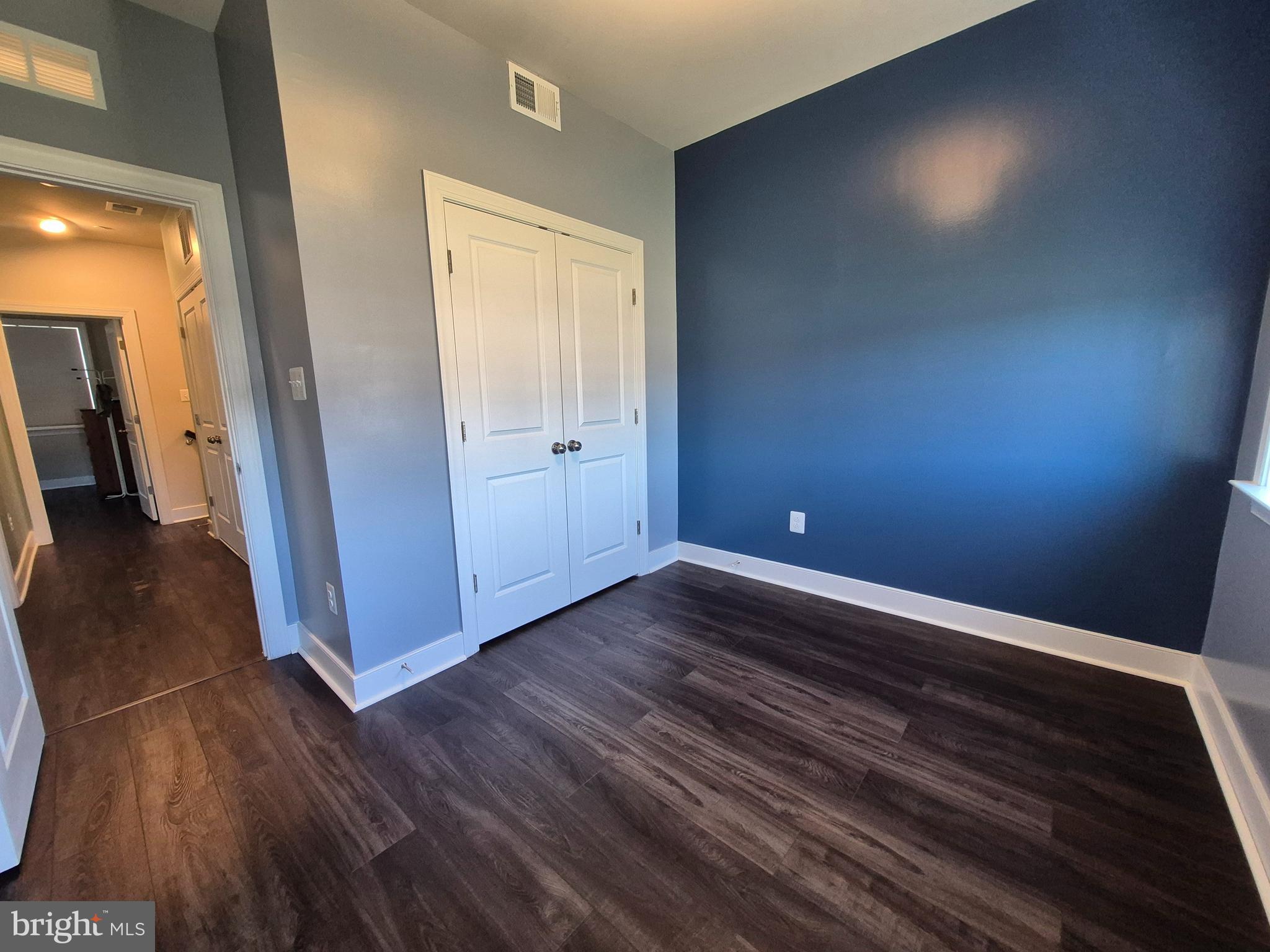 THE CHASE AT QUINCE ORCHARD - Residential