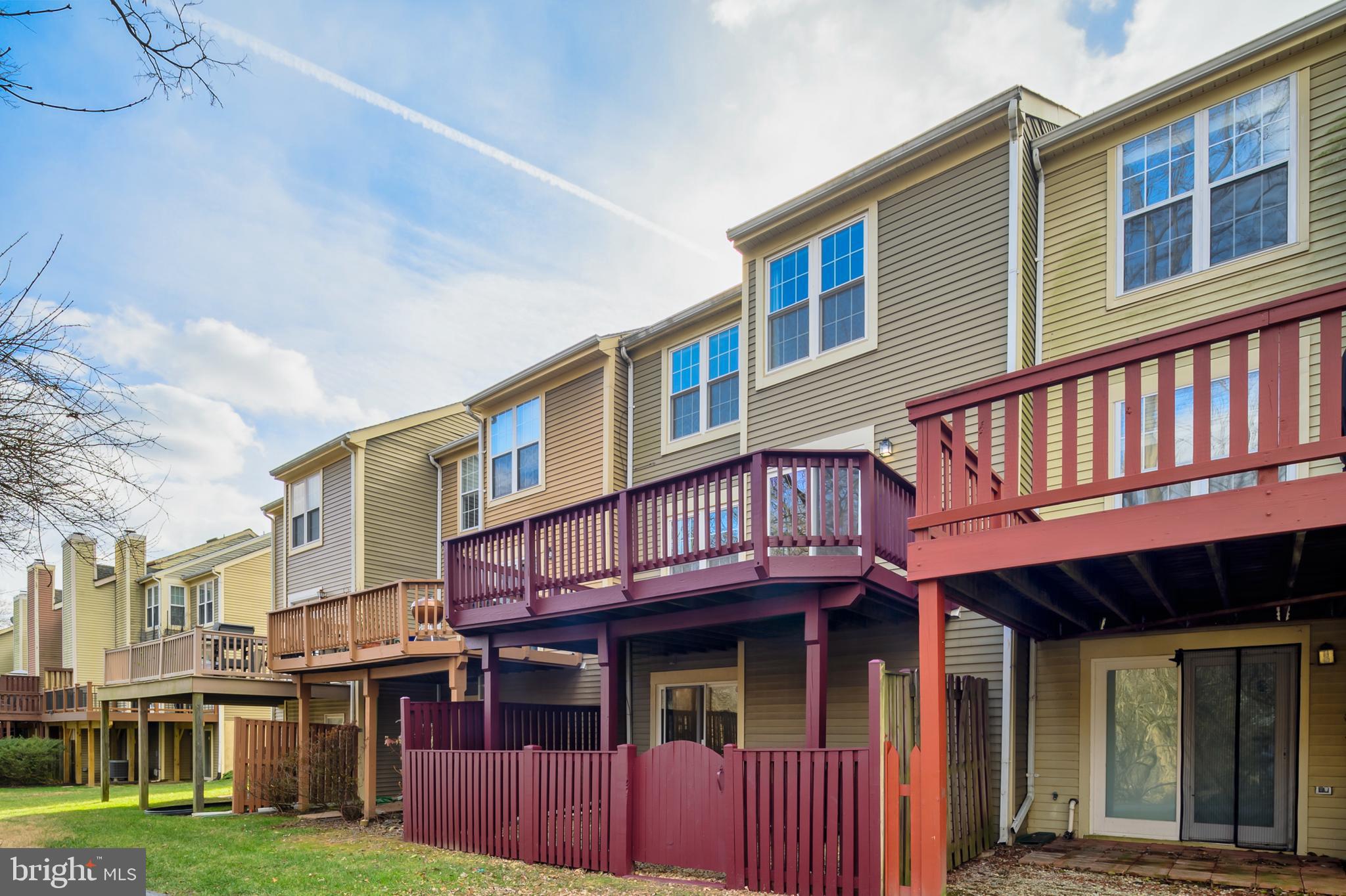 EMERSONS REACH - Residential