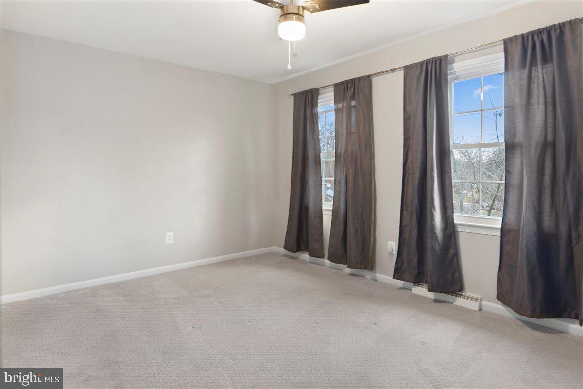 TANTALLON ON THE POTOMAC - Residential