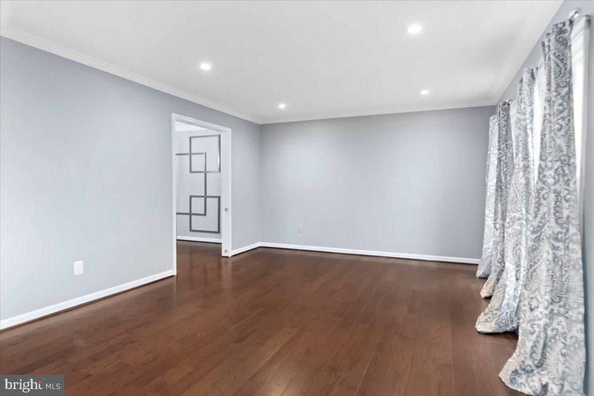 TANTALLON ON THE POTOMAC - Residential