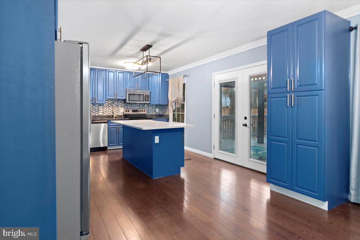 TANTALLON ON THE POTOMAC - Residential