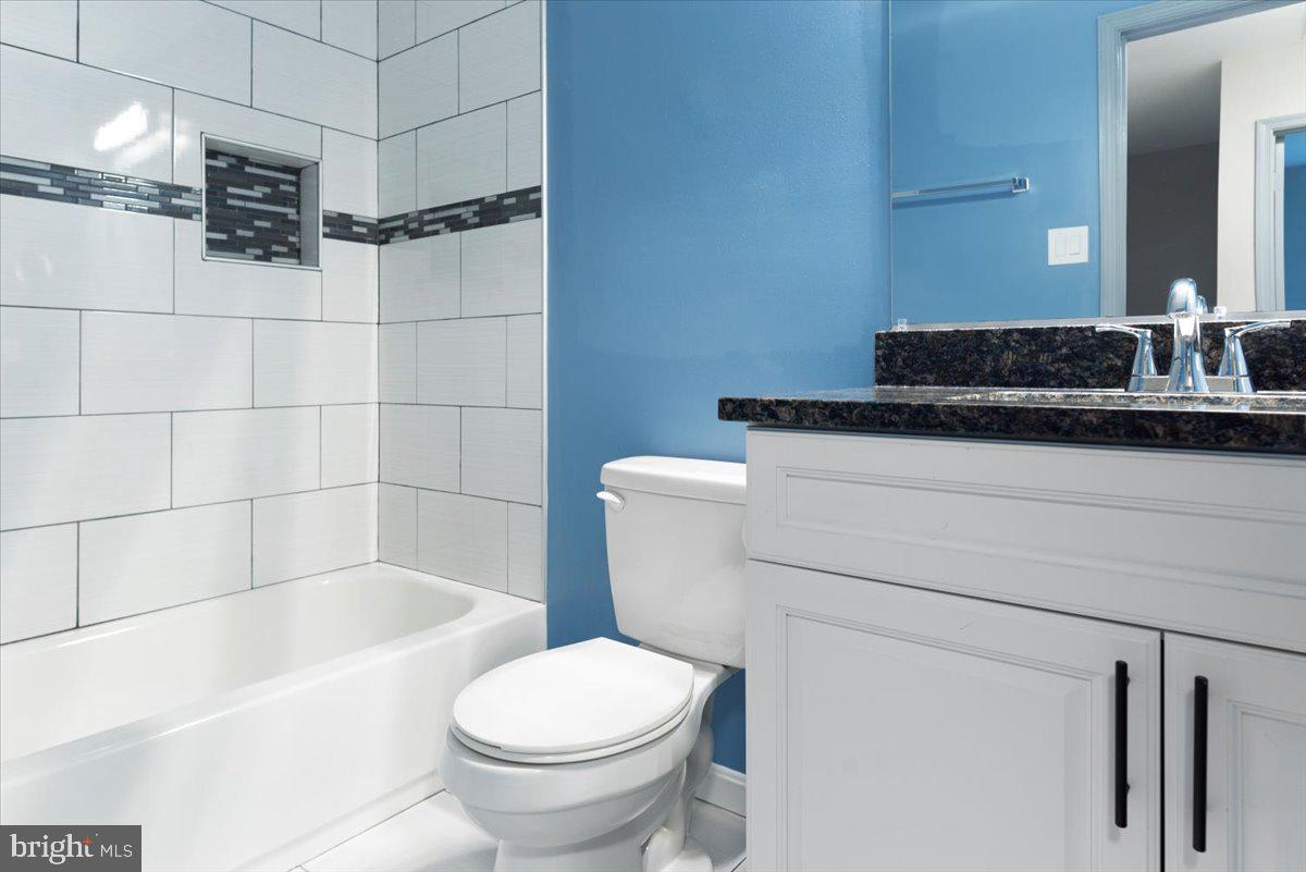 TANTALLON ON THE POTOMAC - Residential