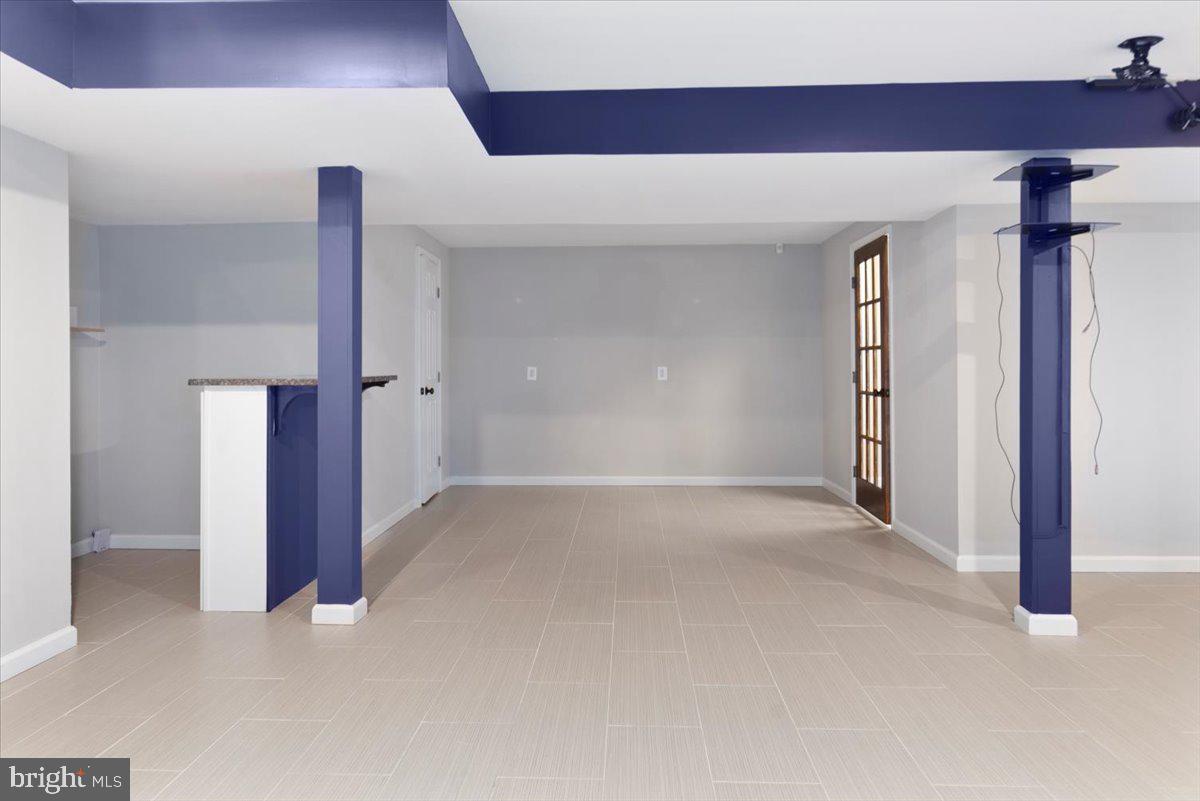 TANTALLON ON THE POTOMAC - Residential