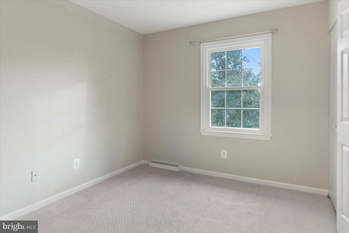 TANTALLON ON THE POTOMAC - Residential