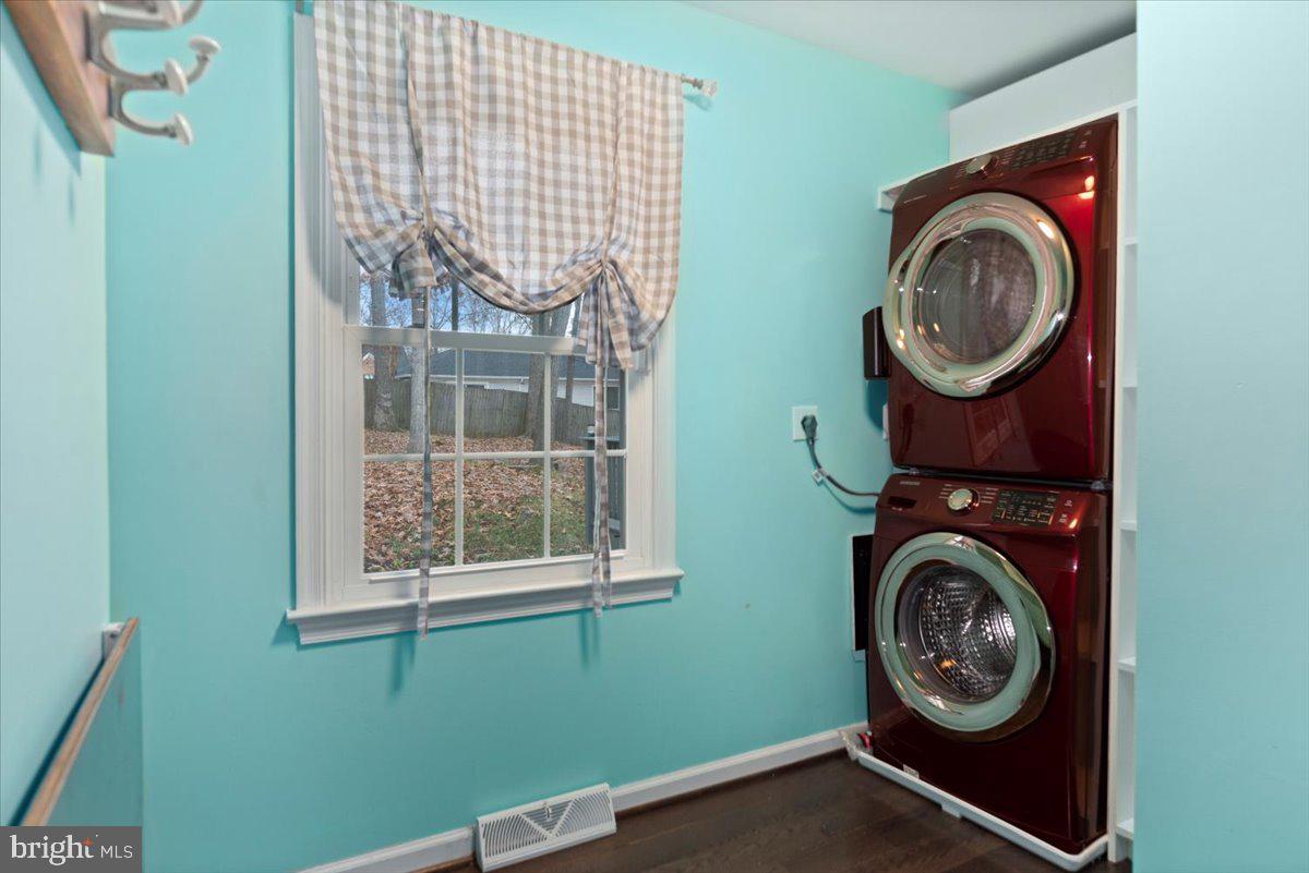 TANTALLON ON THE POTOMAC - Residential