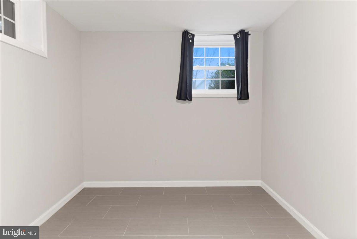 TANTALLON ON THE POTOMAC - Residential