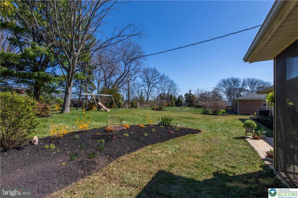 PARKSIDE COURTS - Residential