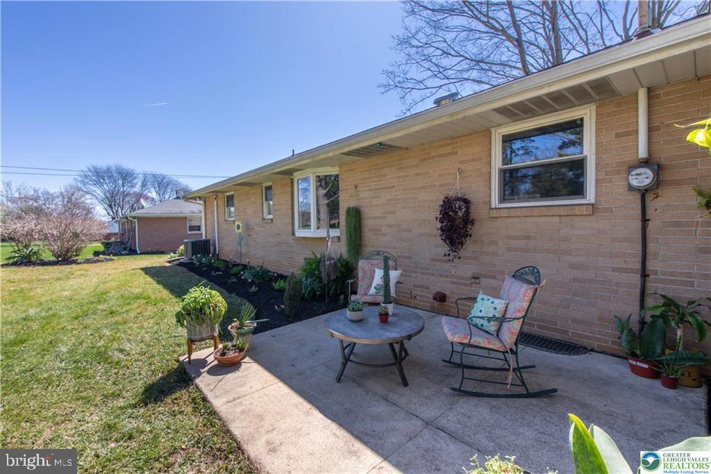 PARKSIDE COURTS - Residential