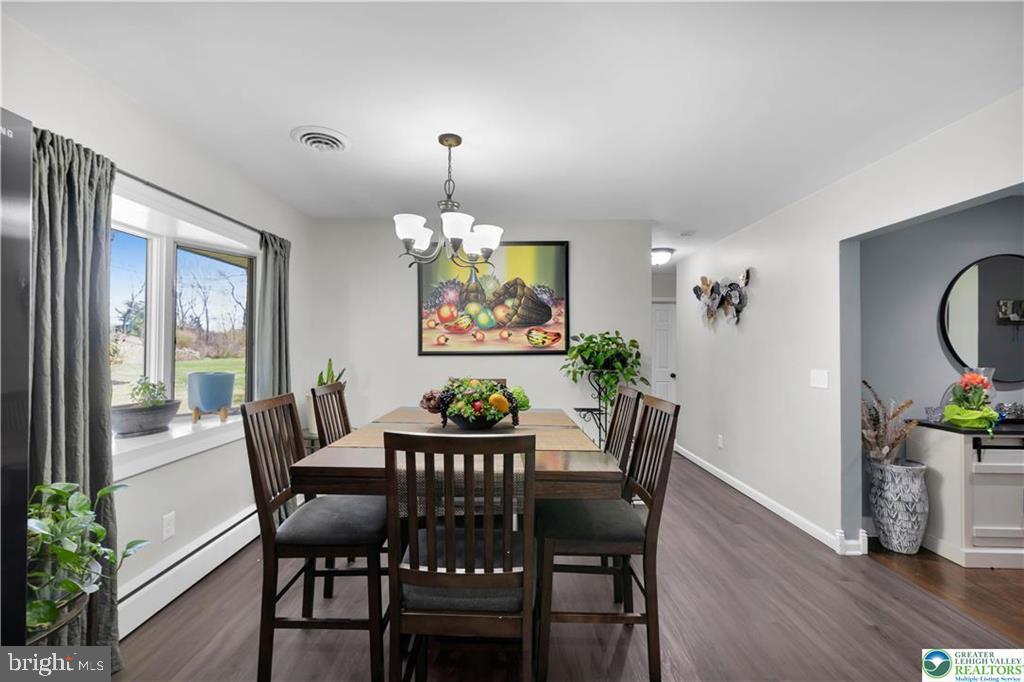 PARKSIDE COURTS - Residential