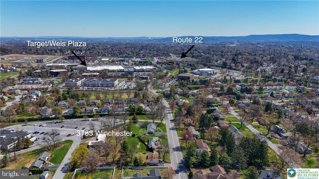 PARKSIDE COURTS - Residential