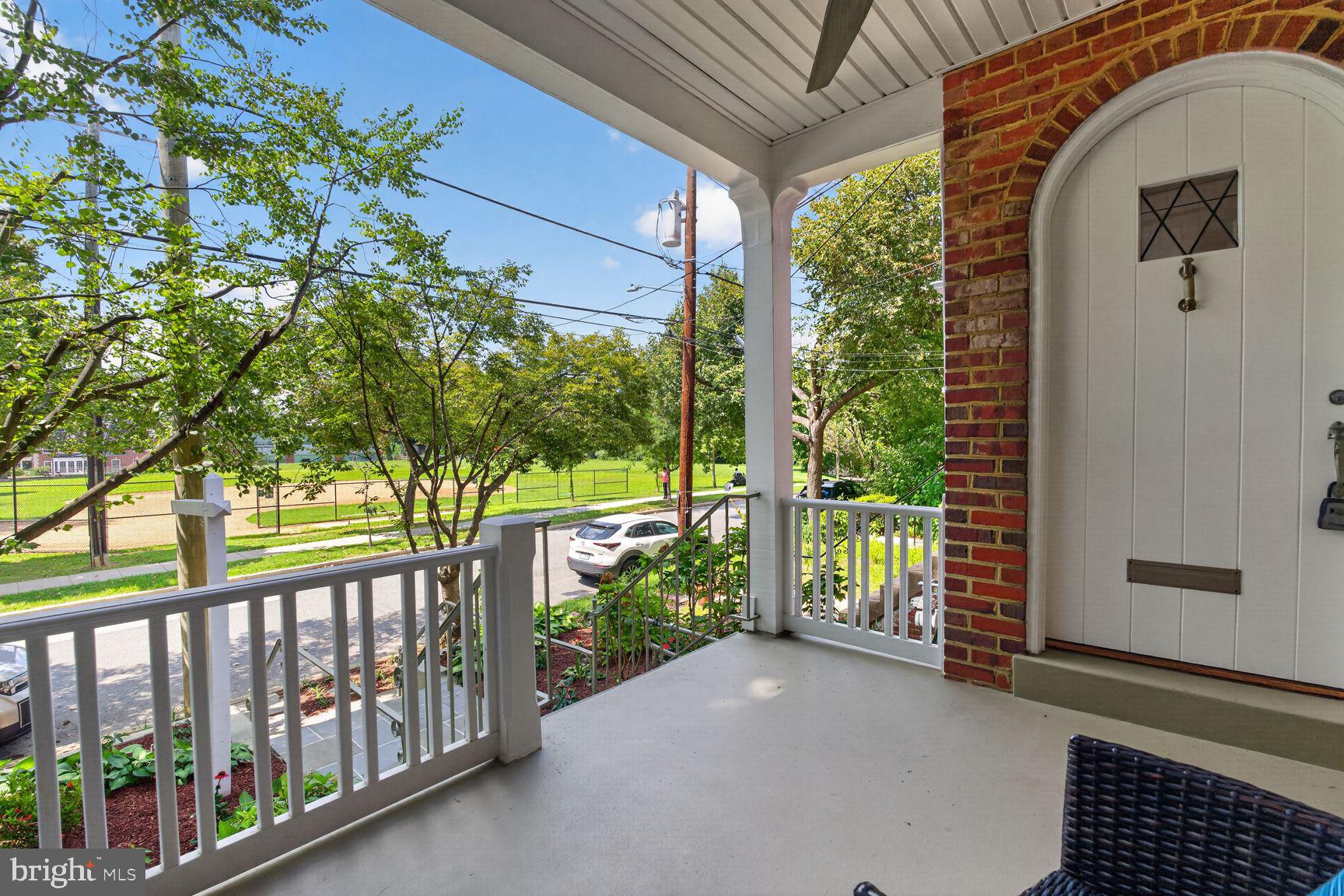 2505 39TH STREET NW