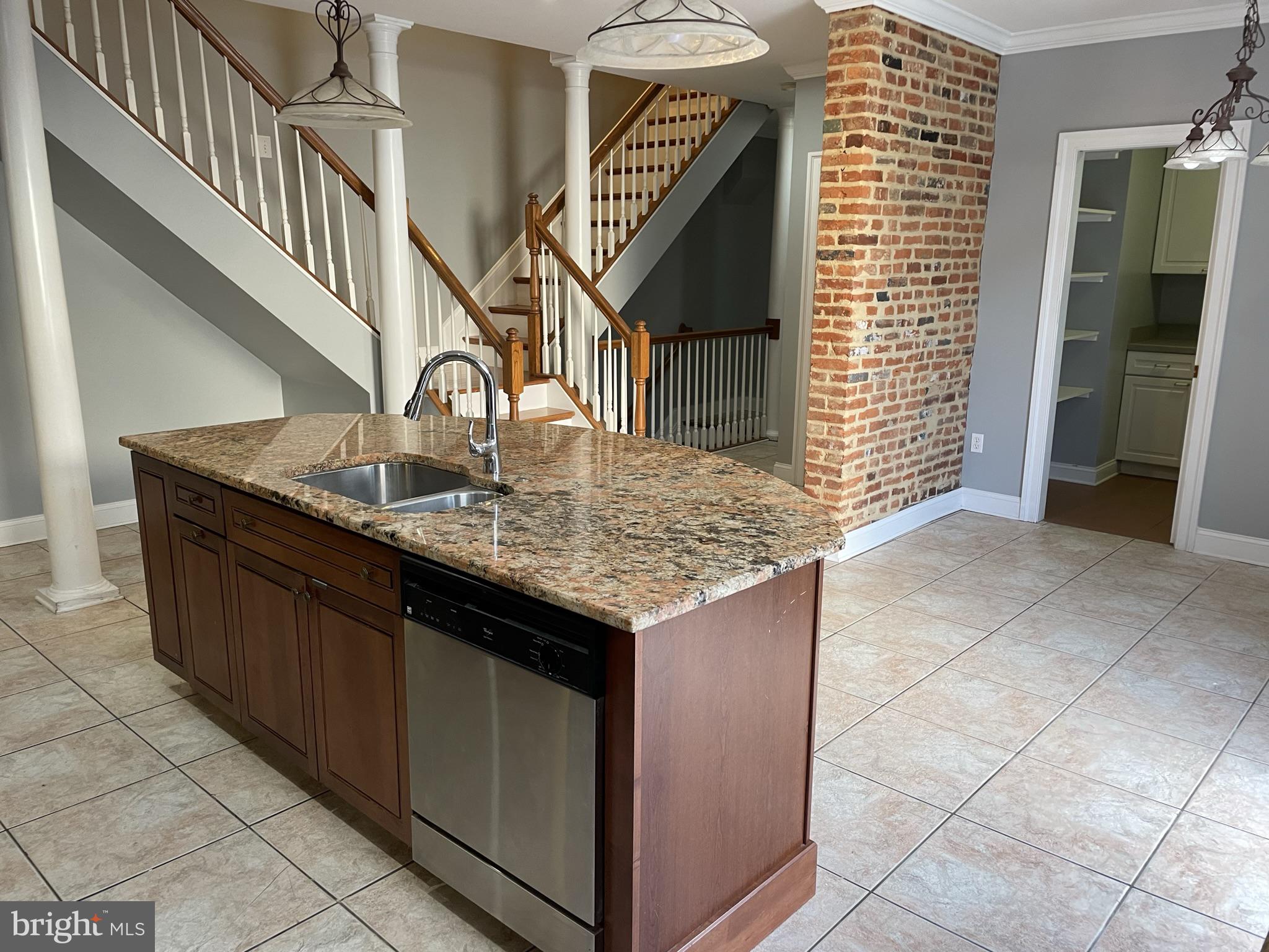 CANTON - Residential Lease