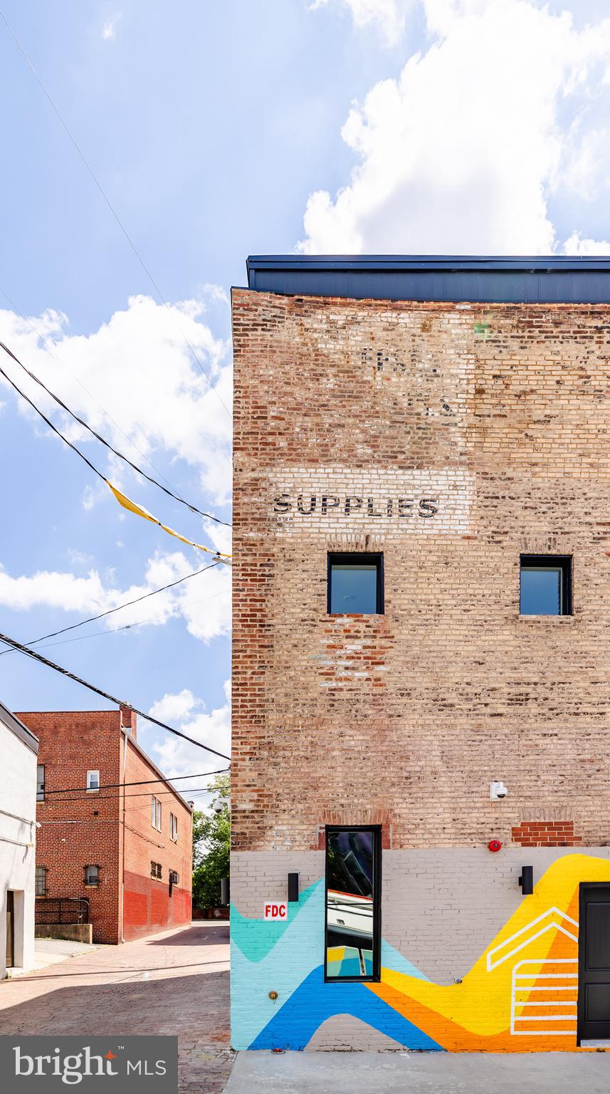 GREENMOUNT WEST - Residential Lease