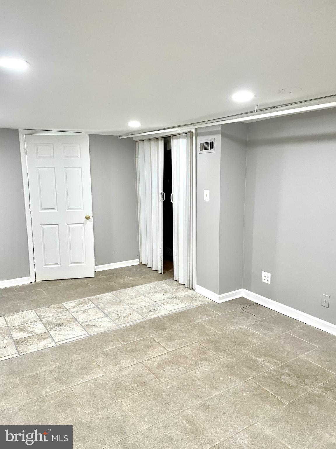 LINDEN GARDENS - Residential