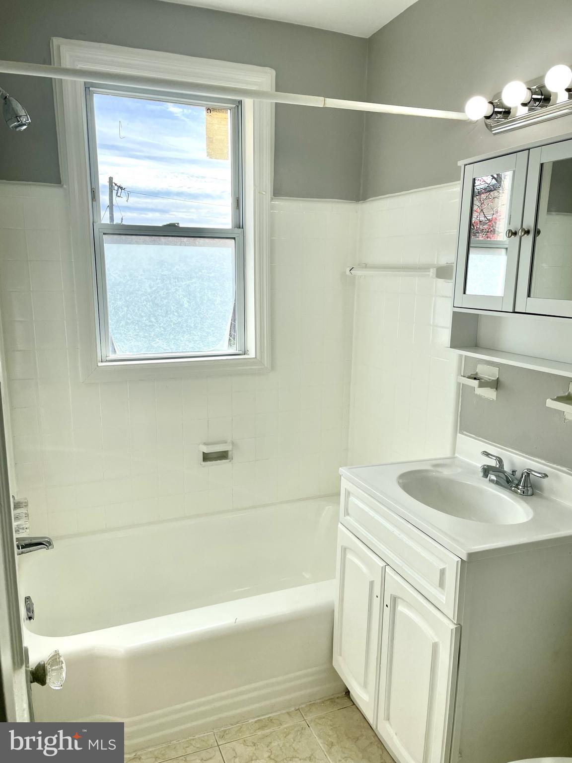 LINDEN GARDENS - Residential