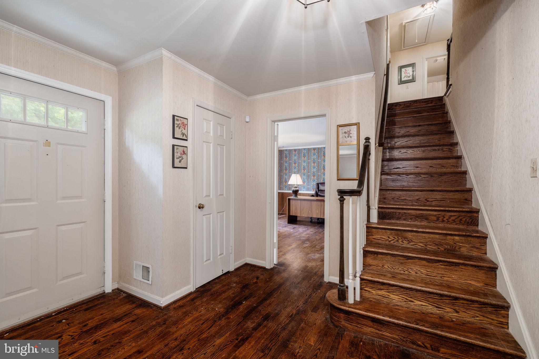 RIVER FALLS - Residential